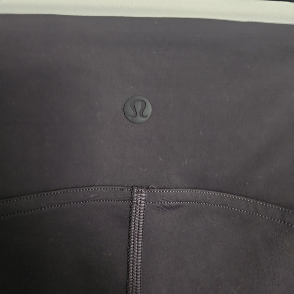 Lululemon Black Graphite InStill High-Rise Tight Size 4 - Picture 9 of 10